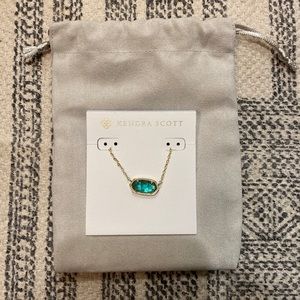 Never been worn Kendra Scott necklace